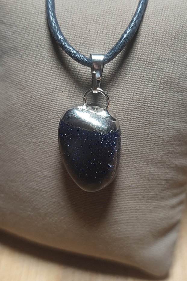 Star Stone Navy Blue Natural Necklace