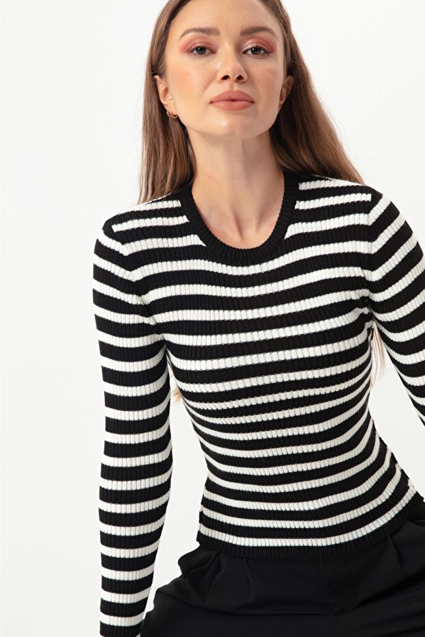 Women's Black Striped Ribbed Lycra Knitwear Sweater