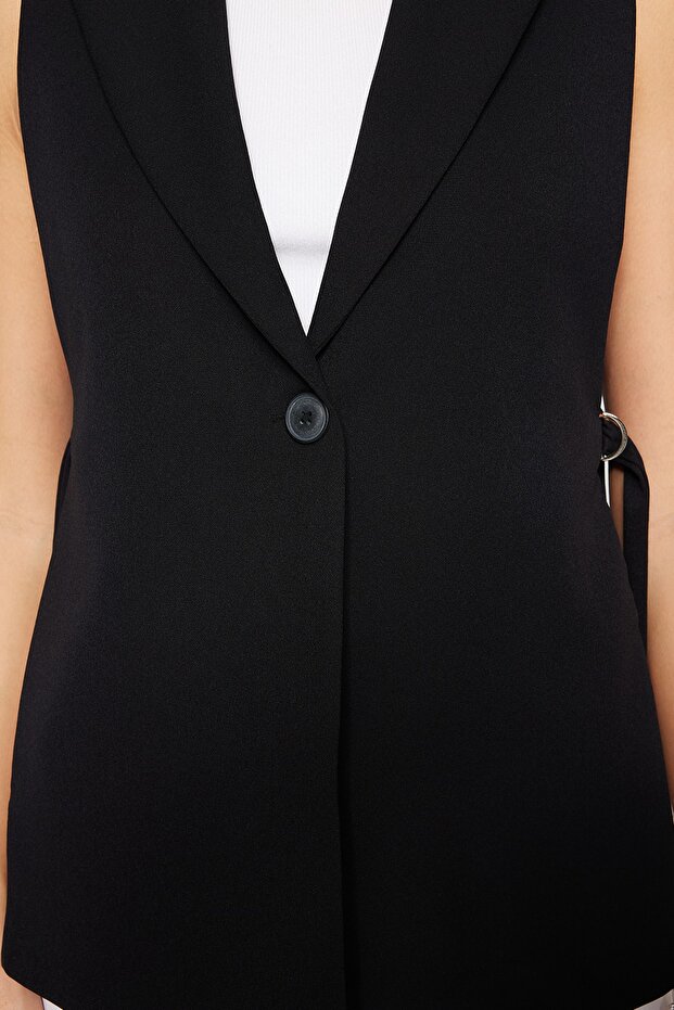 Czarna, oversize'owa, wiązana z boku kamizelka z jednym guzikiem, podszyta, tkana TWOAW23YE00032 - 5