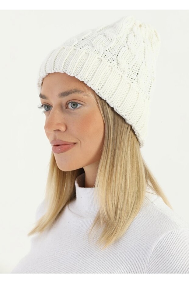 Kadın Örme Bere - 3