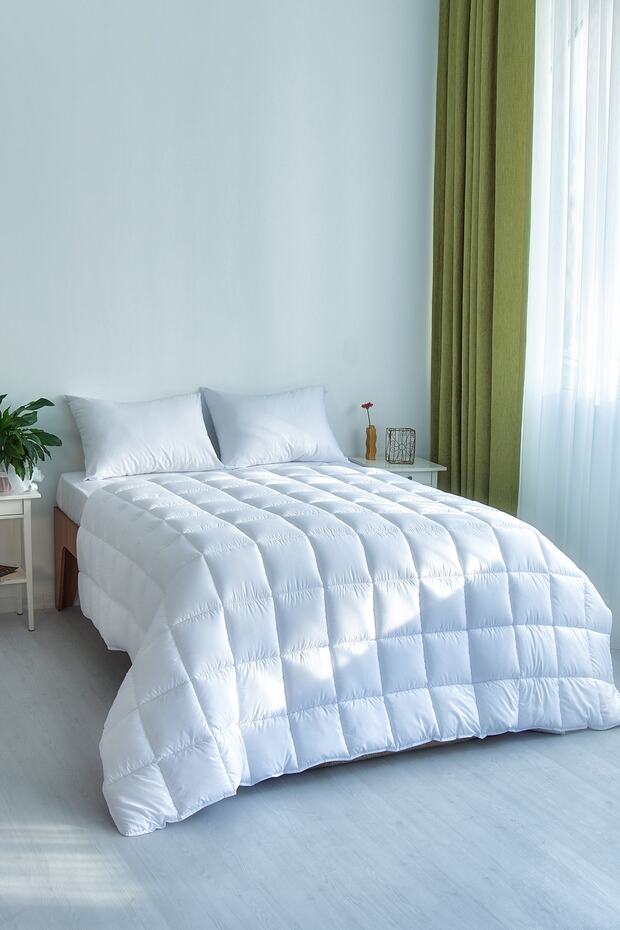 Yorgan Microfiber Tek Kişilik 155x215 Cm Dolgun Kare Desenli - 1