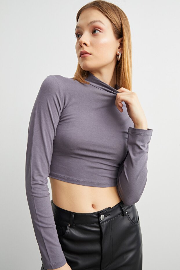 Women's Gray Half Turtleneck Crop Blouse