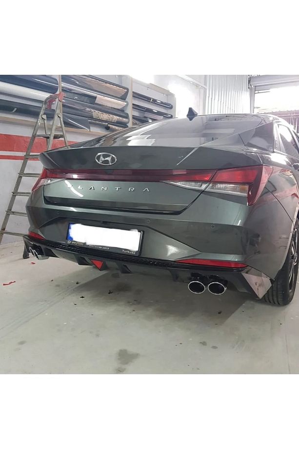 Hyundai Elantra Uyumlu Çift Çıkış Egzoz 2021-2022-2023ıthal Pianoblack Arka Difüzör Tampon Eki - 1