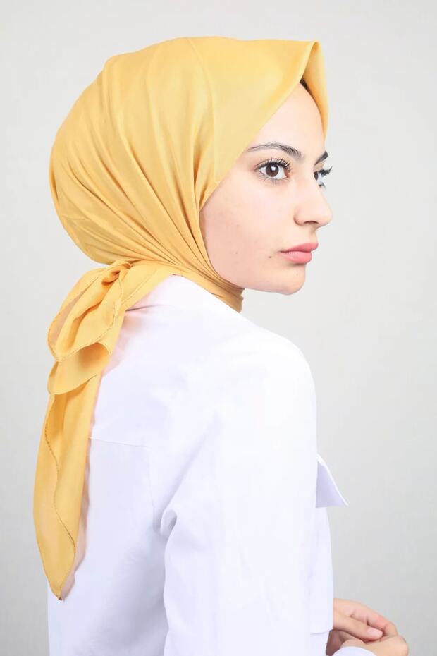 نمط كتابة بحواف مخيطة بلون سادة 530 - 1