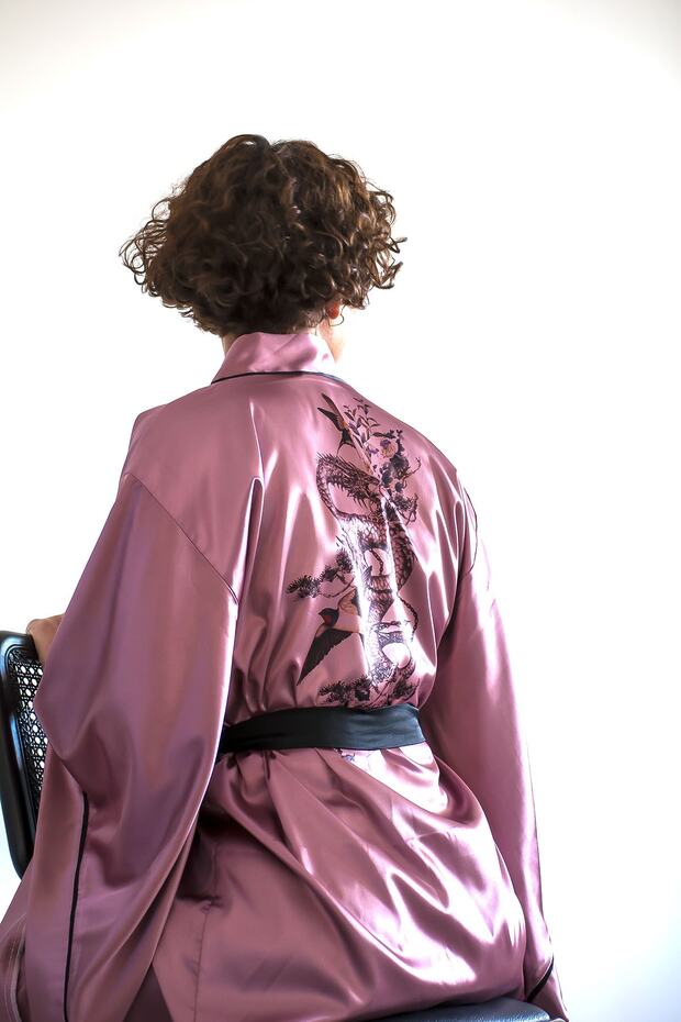 Dried Rose Bat Sleeve Satin Kimono