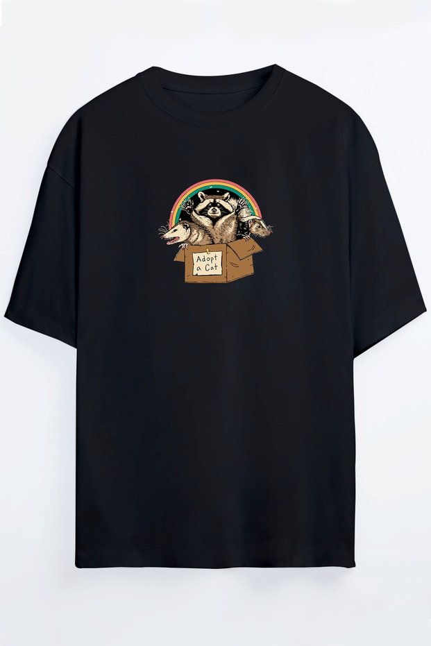 Raccoon-rat-weasel Gang Printed Oversize Unisex T-shirt