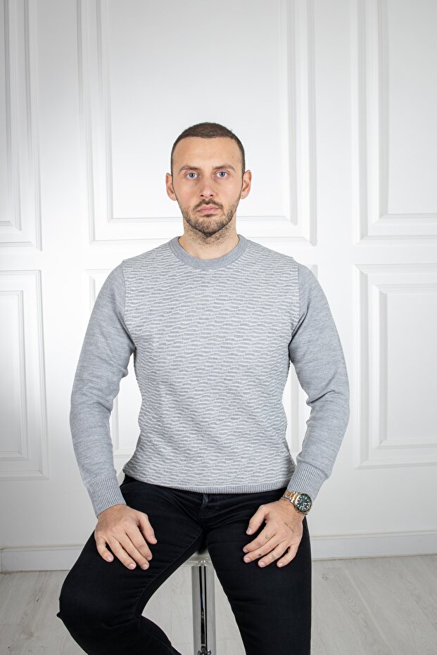 مقابلة سترة تريكو رمادية اللون بياقة دائرية - 2