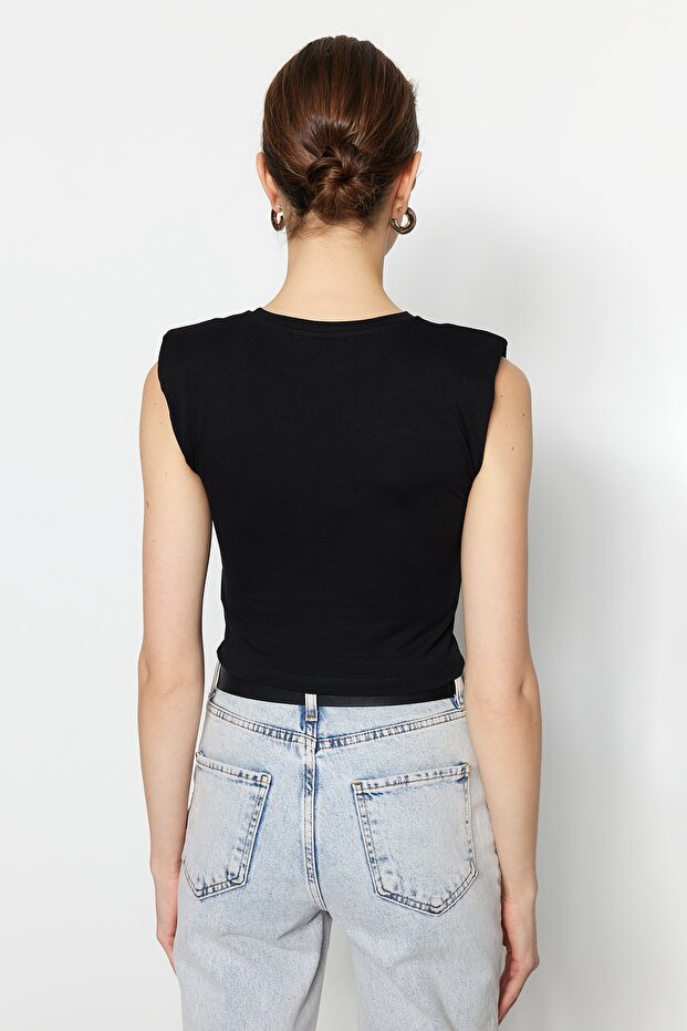 Siyah Vatkalı Fitted/Vücuda Oturan Bisiklet Yaka Crop Esnek Örme Bluz TWOSS23BZ00251 - 4