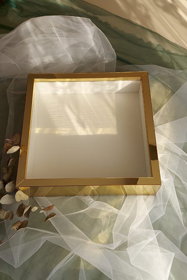 إطار ذهبي اللون بتصميم عميق مقاس 35 × 35 سم على شكل صندوق ورود! إطار المرآة!