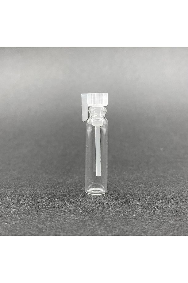 1 Cc Çubuklu Şişe Plastik Tıpalı - Gülyağı Şişesi - Koku Ve Esans Şişesi - 1 Ml Cam Şişe (25 Adet) - 1