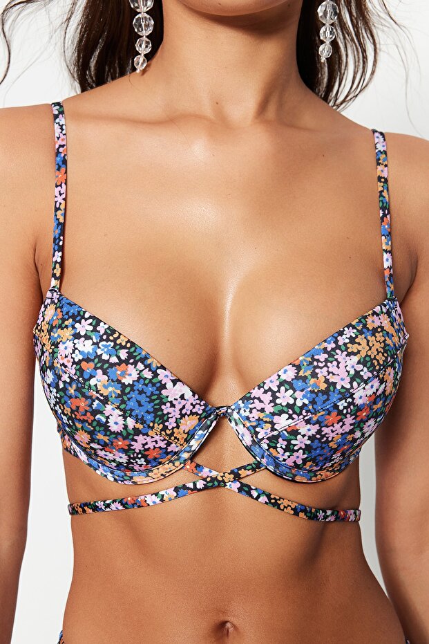 Çiçek Desenli Bağlamalı Balconette Push Uplı Bikini Üstü TBESS23BU00159 - 4