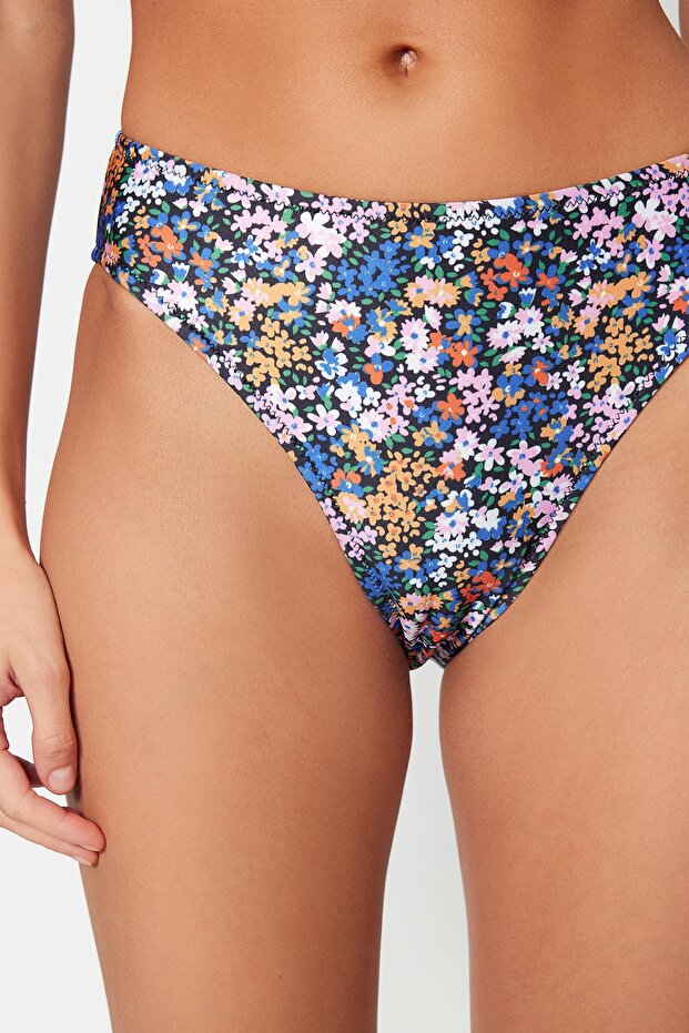 Çiçek Desenli Regular Yüksek Bel Bikini Altı TBESS23BA00152 - 5