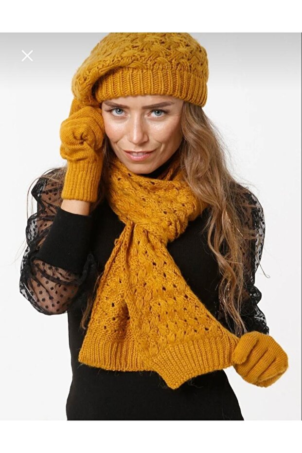 Women's Adult 3-Piece Painter Set Scarf Beret Gloves Knitwear Set