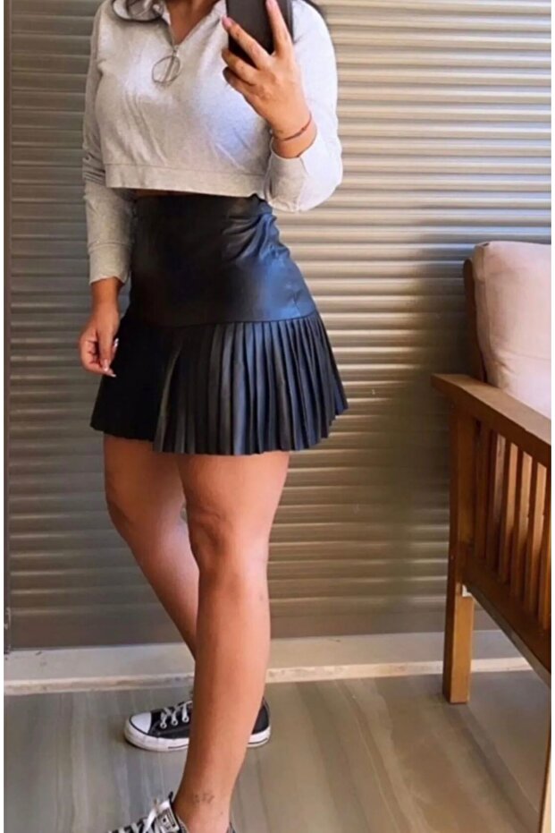 Siyah Pliseli Etek - 4