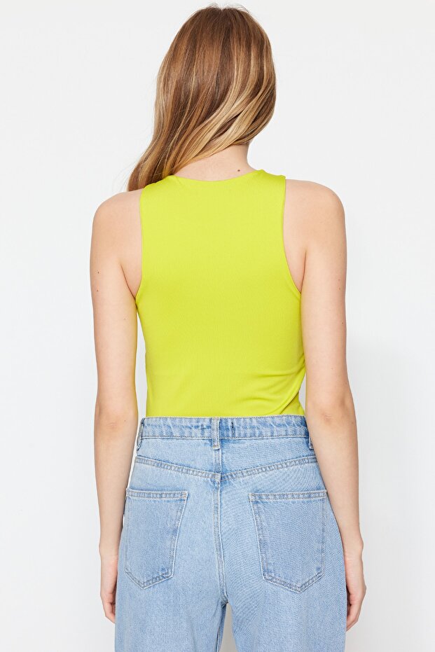 Sarı Halter Yaka Vücuda Oturan Esnek Alttan Çıtçıtlı Örme Body TWOSS20BD0044 - 5