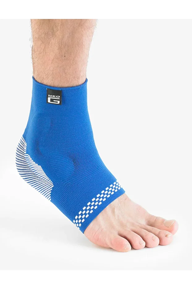 Neo-G Airflow Plus - Malleol Silicone Jointed Medium Ankle Support - 1