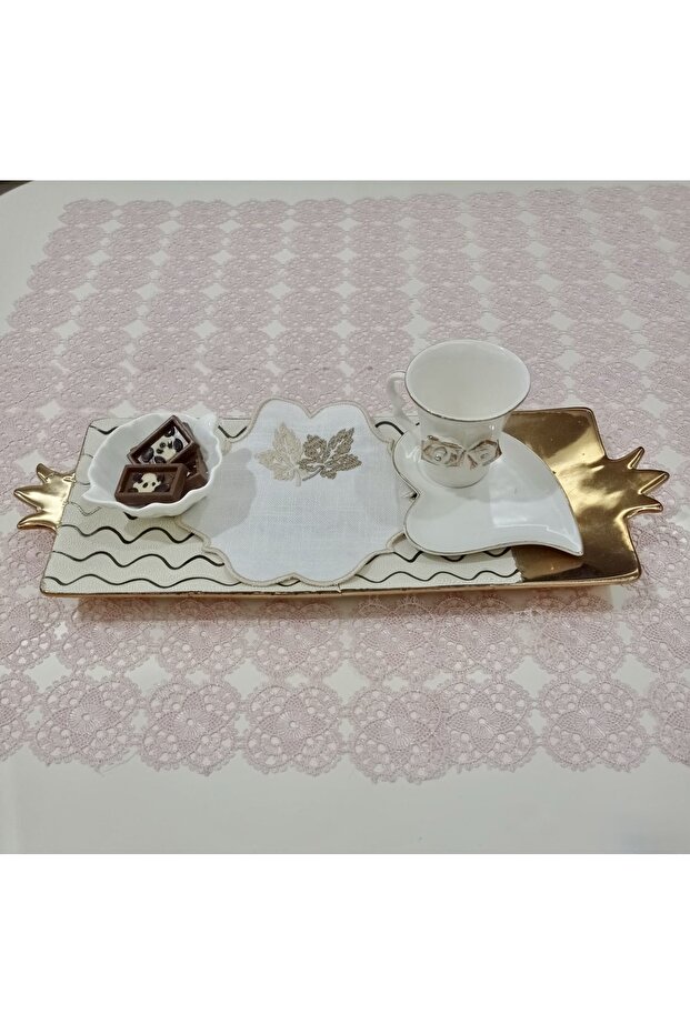 6-Piece Autumn Themed Embroidery Linen Coffee Presentation Napkin