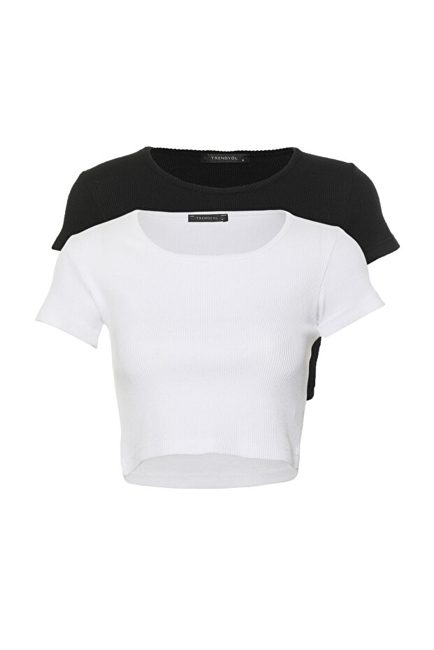 Siyah-Beyaz 2'li Paket Fitted/Vücuda Oturan Crop Bisiklet Yaka Fitilli Esnek Örme Bluz TWOSS22BZ0734 - 8