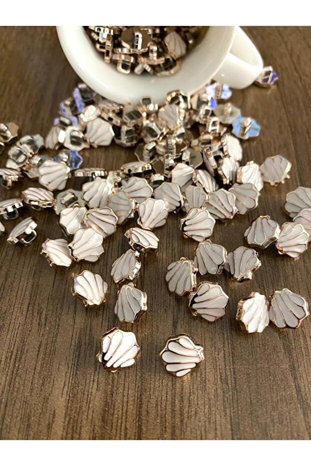Mussel Gold White 11 mm Metalized Foot Button (25 Pcs)