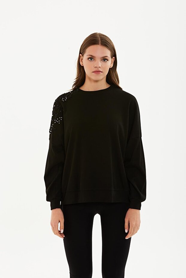 Omuzdan Işlemeli Bluz - 1