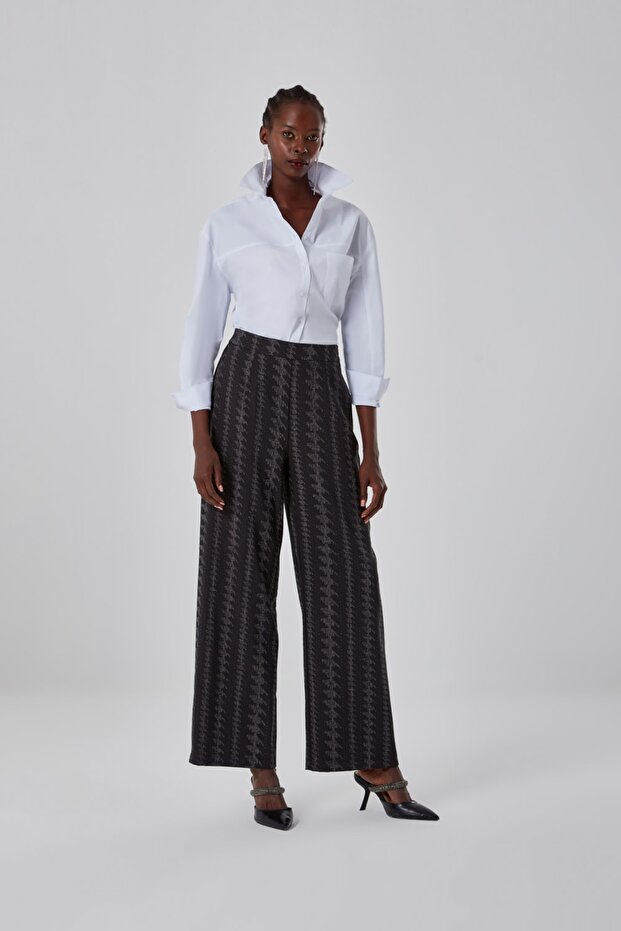 Zigzag Patterned Black Trousers - 1