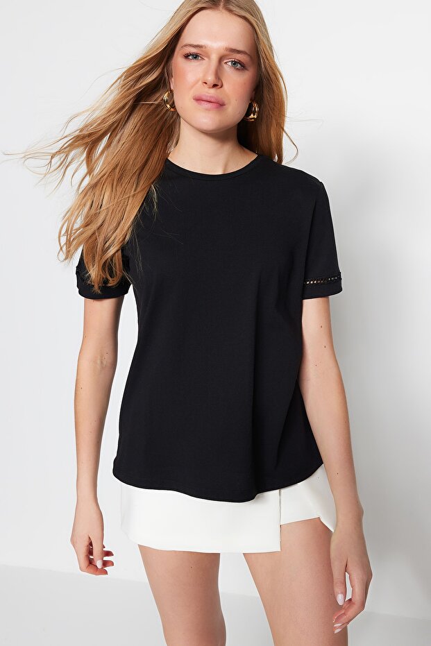 Siyah %100 Pamuk İşleme Detaylı Basic Bisiklet Yaka Örme T-Shirt TWOSS23TS00012 - 2