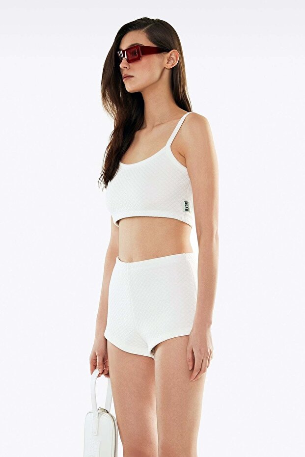 Ekru Şort 11477 - 3