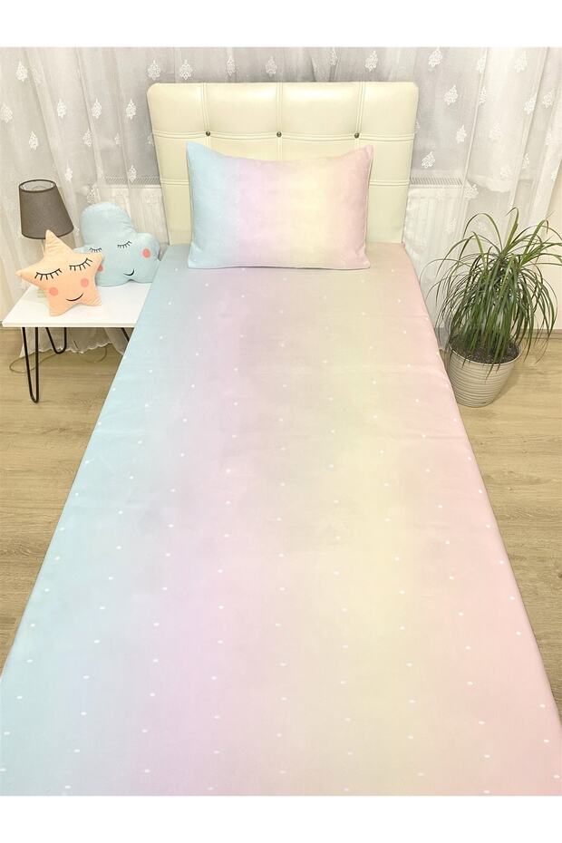 Powder Color Transition Points Patterned Bedspread and Pillowcase