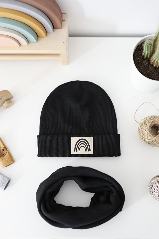 Black Rainbow Ribbed Labeled Beanie Neck Collar Set