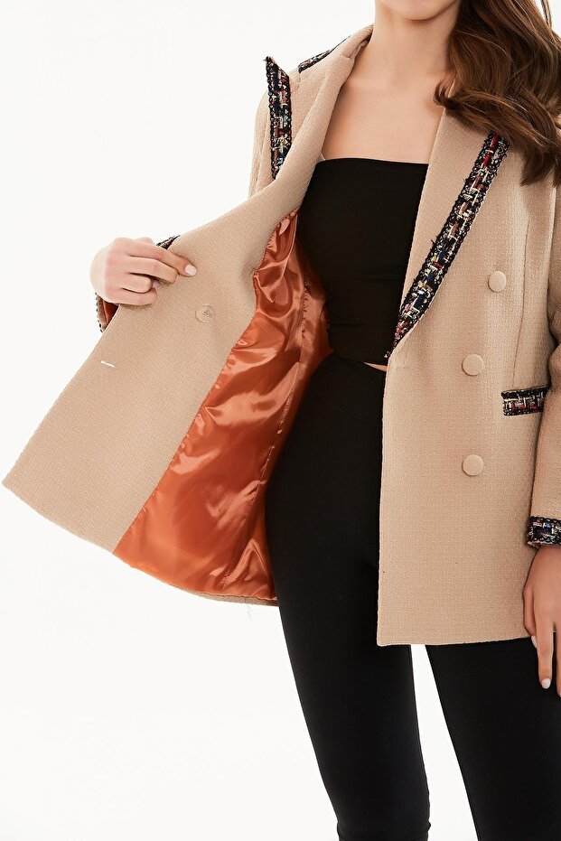 Channel Aksesuarlı Ceket - 2