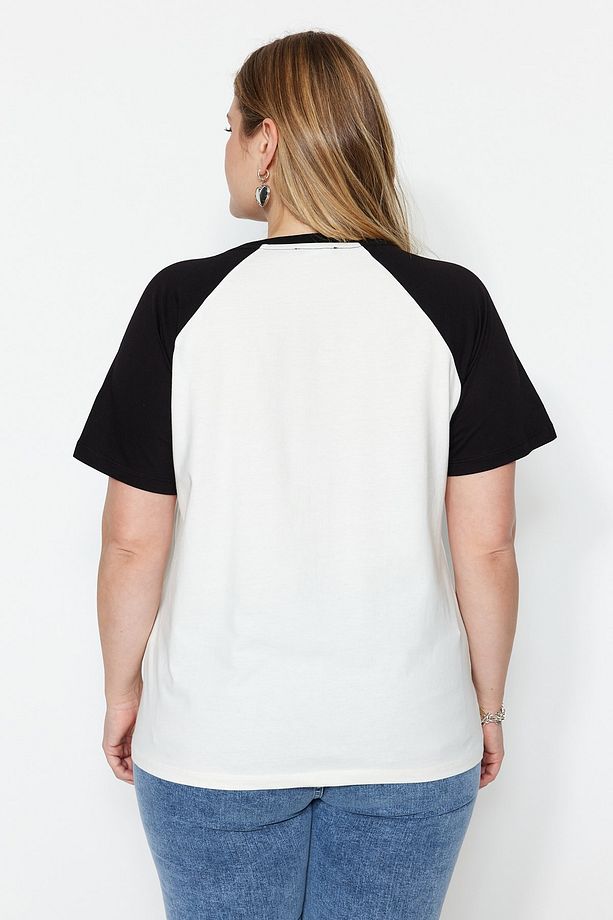 Ekru Renk Bloklu Baskılı %100 Pamuk Örme Büyük Beden T-shirt TBBSS23BF00014 - 5