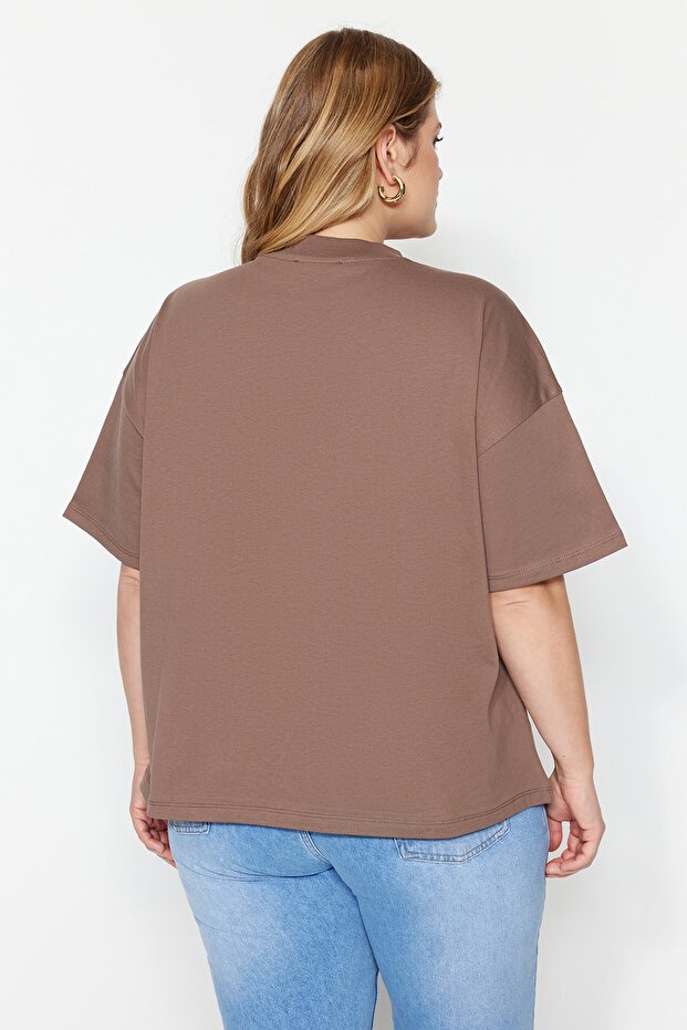 Kahverengi Yaka Ribanalı Geniş Kalıp Basic %100 Pamuk Örme T-shirt TBBSS23BF00017 - 6