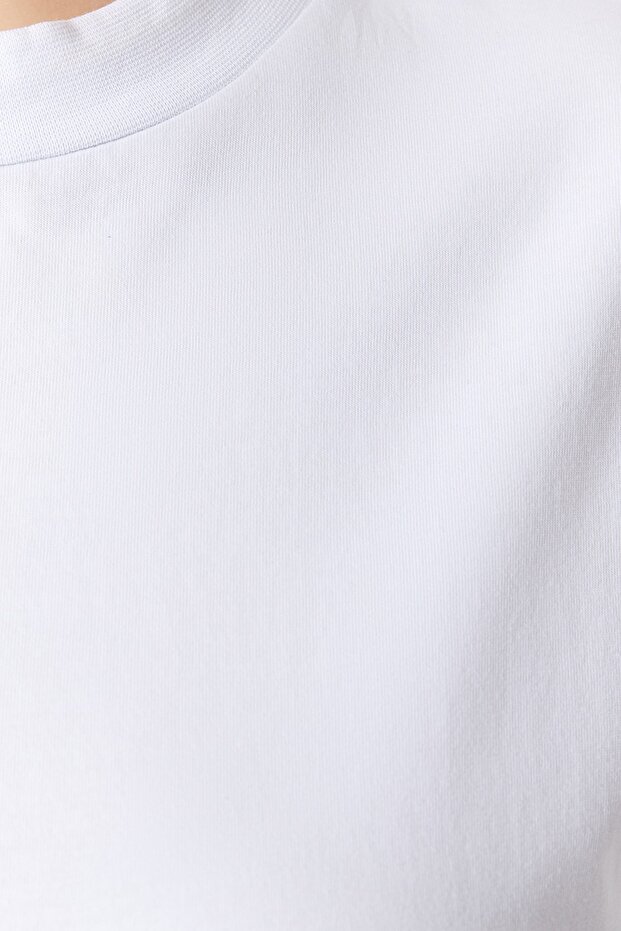 Beyaz Lacivert Yakası Ribanalı Relaxed %100 Pamuk Örme T-shirt TBBSS23BF00019 - 4