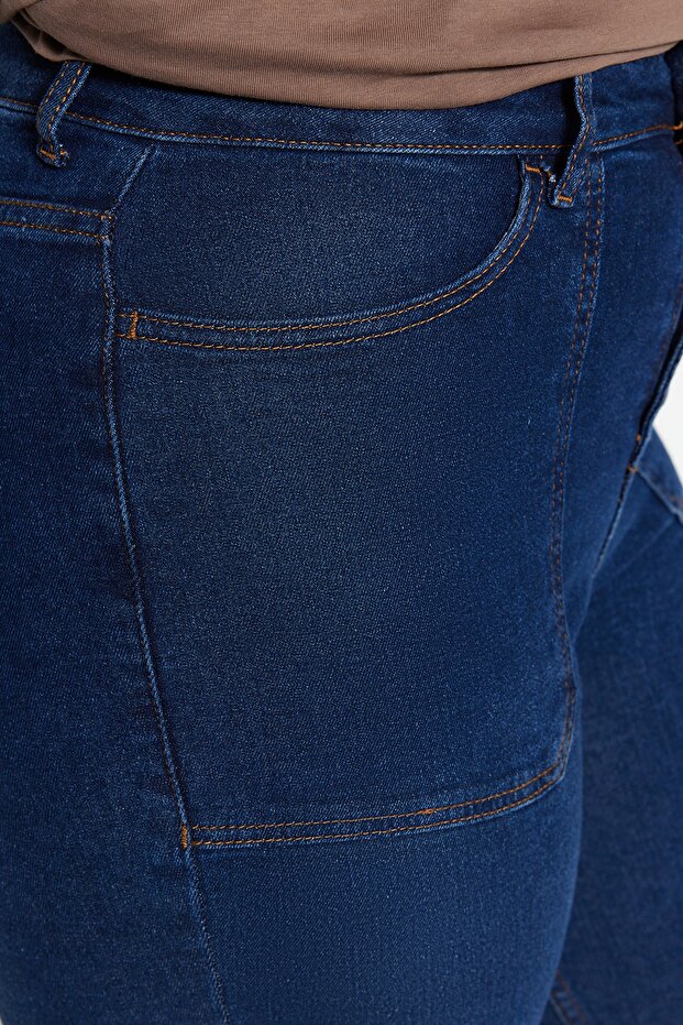Koyu Mavi Yüksek Bel Comfort İspanyol Paça Flare Fit Jean TBBAW23CJ00033 - 5