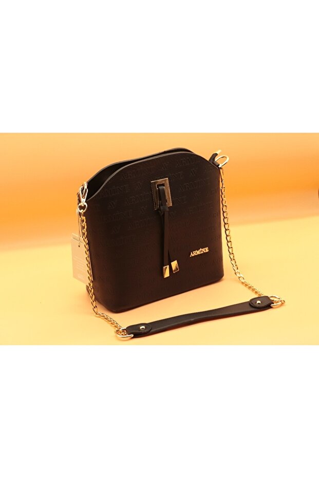 102 Women's Bag Black Laser