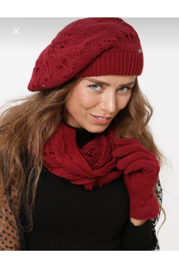 Women's Adult 3-Piece Painter Set Scarf Beret Gloves Knitwear Set