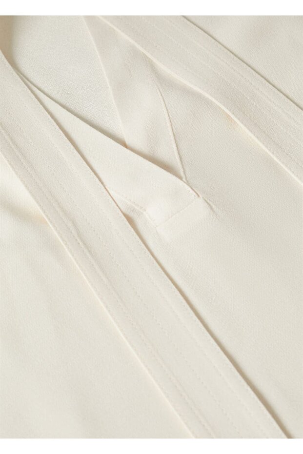 Kravat Yakalı Bluz - 6