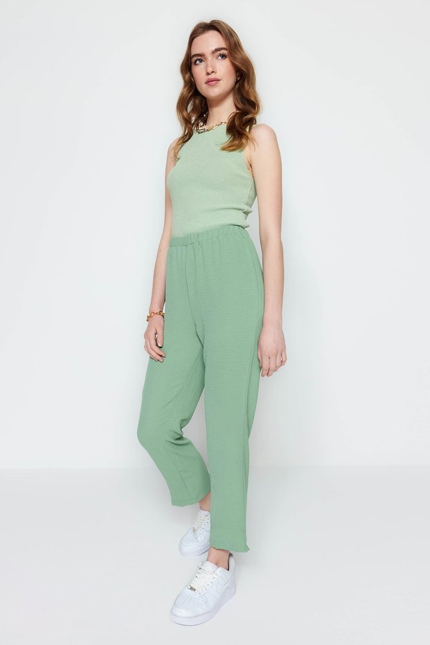 Green Woven High Waist Trousers TWOSS22PL00029