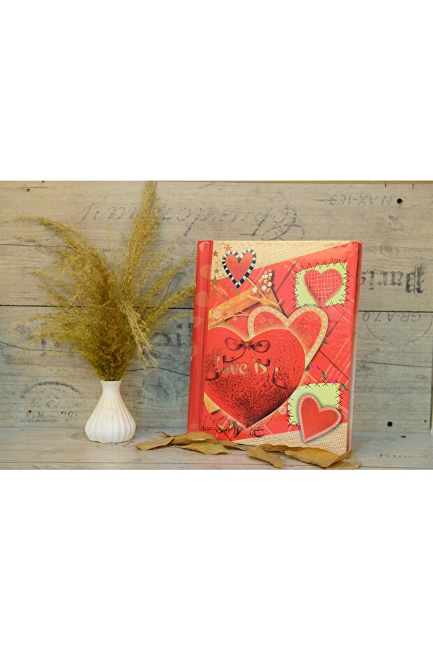 Nostalgia 20 Sheets Magnetic Photo Album with Heart