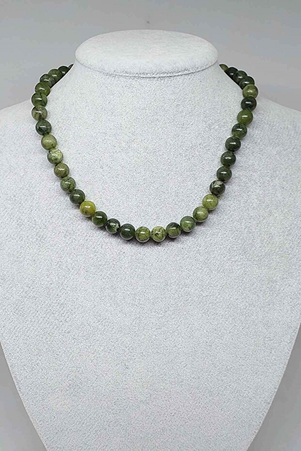 Jade Stone Ela Quality Necklace 8mm (with clip)