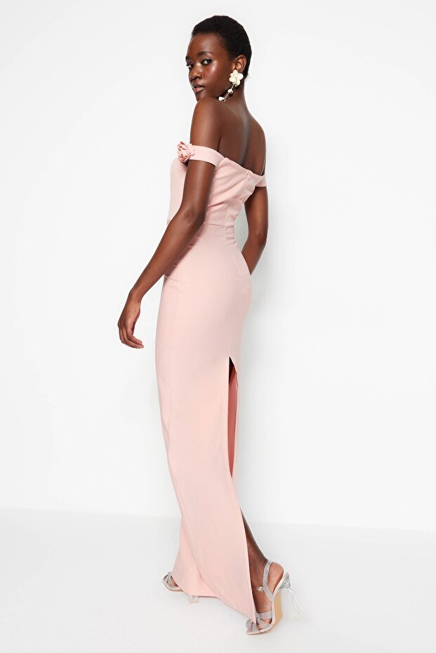 Szárított rózsával bélelt hosszú estélyi ruha szőtt kiegészítőkkel TPRSS23AE00044 - 3