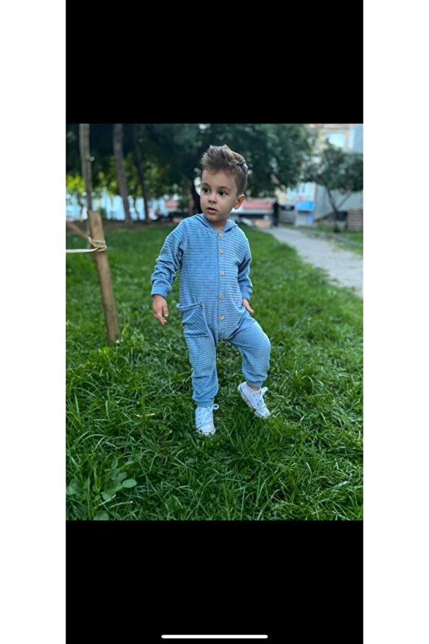 Unisex Front Buttoned Velvet Baby Jumpsuit