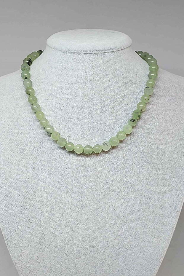 Prehnite Stone Necklace 8mm (clip)