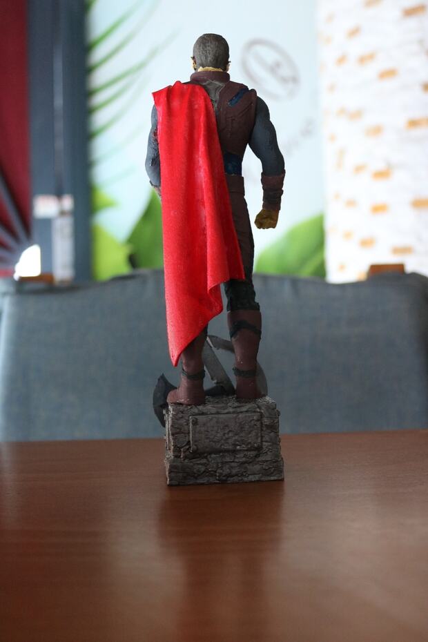 Thor Marvel Figür - 3