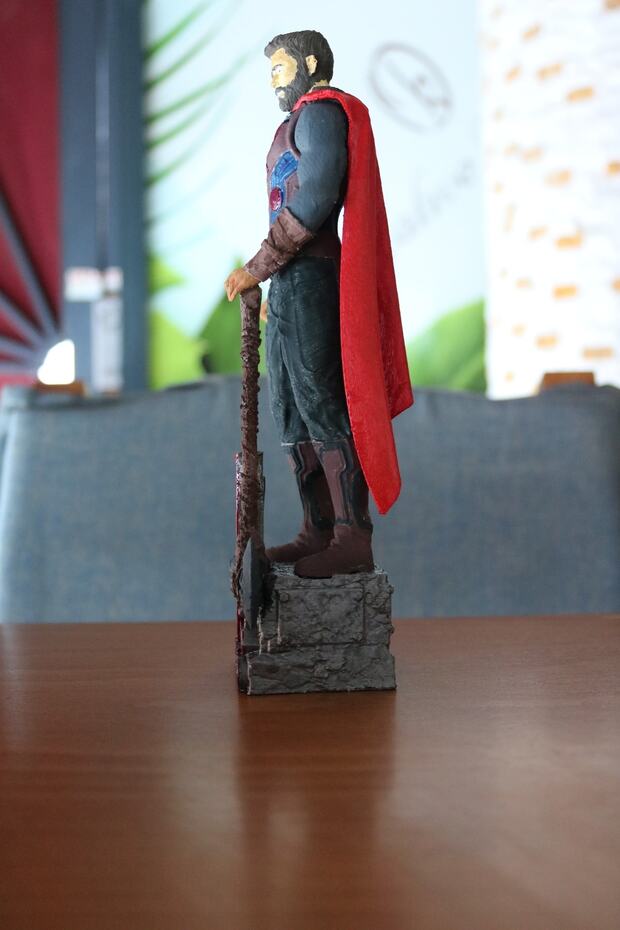 Thor Marvel Figür - 4