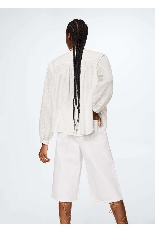 Çiçek Işlemeli Gömlek - 4