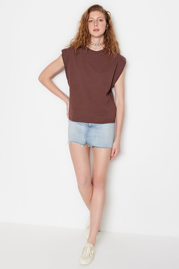 Kahverengi %100 Pamuk Vatka Görünümlü Basic Bisiklet Yaka Örme T-Shirt TWOSS20TS0021 - 3