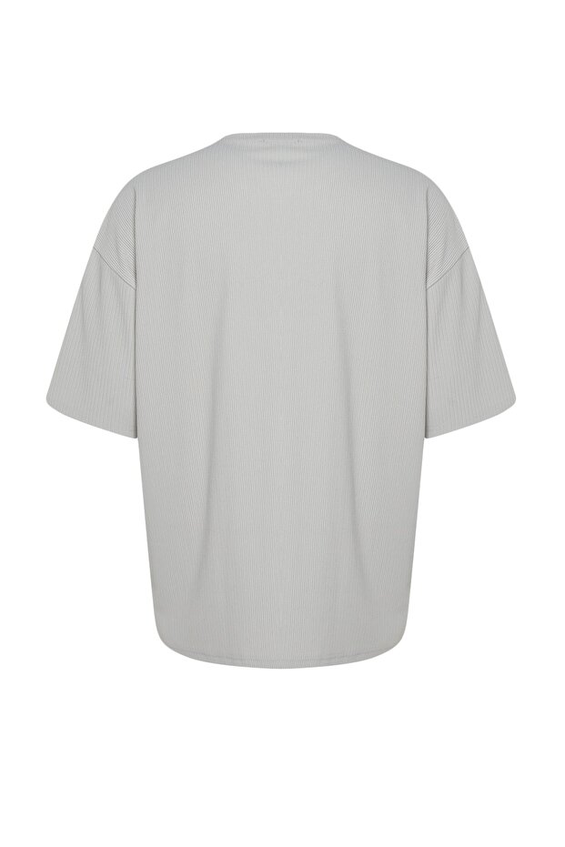 Basic Gri Oversize/Geniş Kesim Dokulu Kırışmaz Ottoman T-Shirt TMNSS23TS00081 - 9