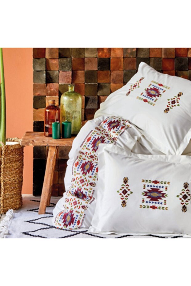 Samsa Tile Cotton Embroidered Double Duvet Cover Set