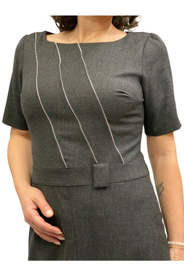 Fermuar Detaylı Elbise - 3